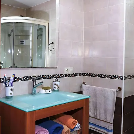 Con Piscina Privada Arco Iris Holiday home *