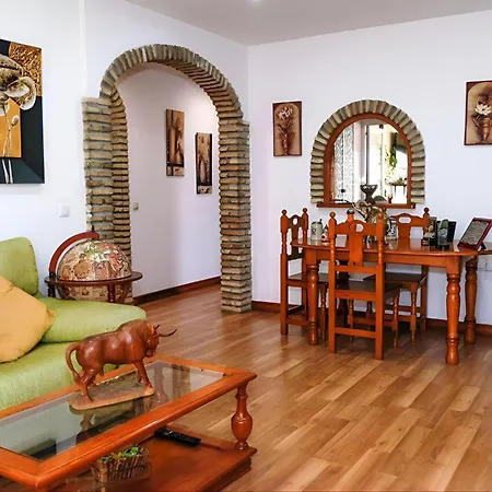 Con Piscina Privada Arco Iris Holiday home *