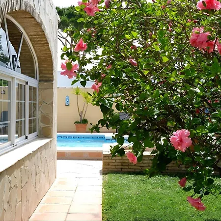 Con Piscina Privada Arco Iris